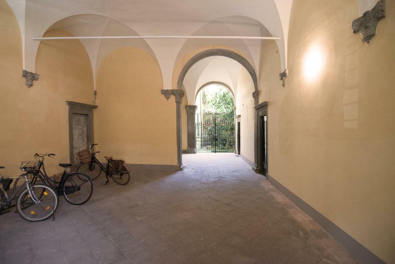 Suite Viola Antica Lucca Exterior foto
